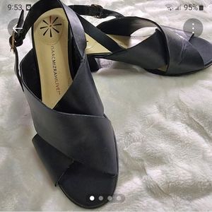 Black Isaac Mizrahi Heeled Leather Sandals Sz 8M.